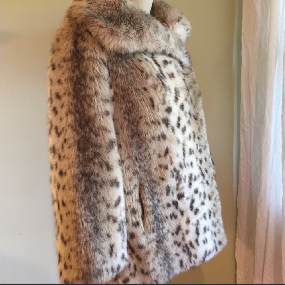 Ginno Rossi faux leopard coat 🧥